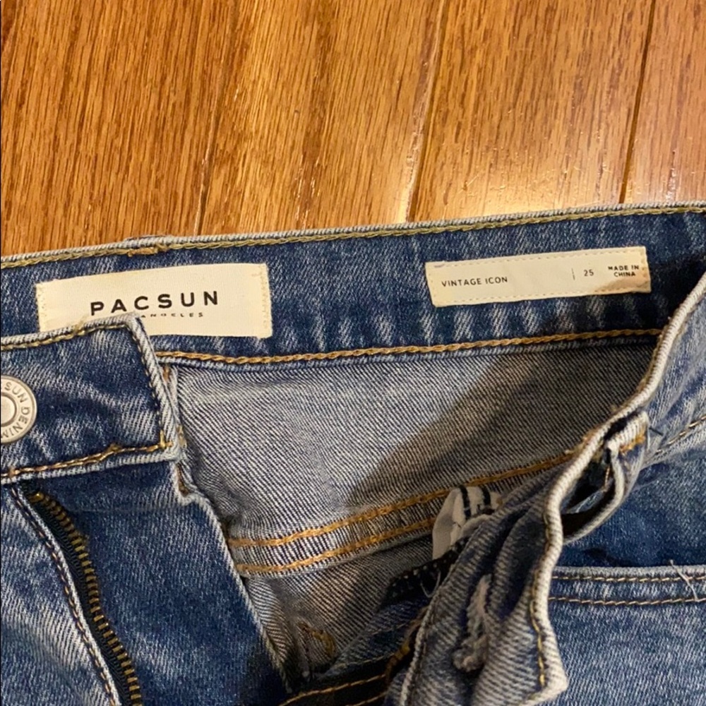 PACSUN VINTAGE ICON MOM JEANS - Picture 3 of 5